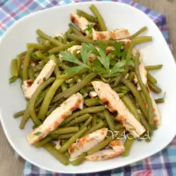 Green Beans and Meat with Parsley