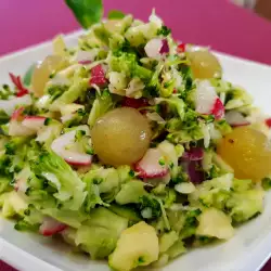 Vitamin Salad with broccoli