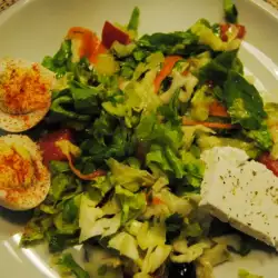 Spinach Salad with Oregano