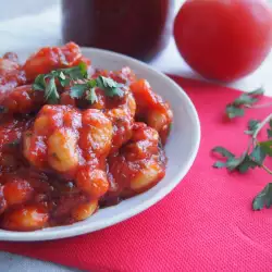 Bean and Tomato Chutney Salad