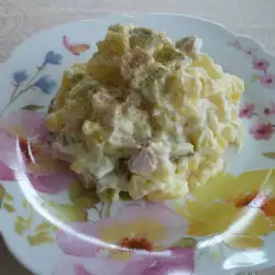 Mayo Salad with Oregano