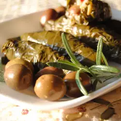 Stuffed Grape Leaves with Olives