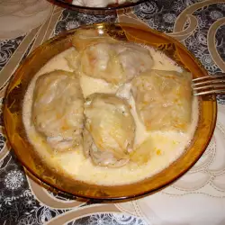 Sarma Rolls with yoghurt