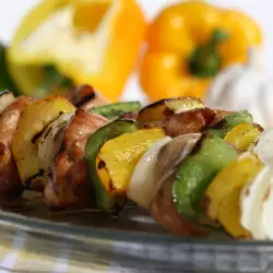 Skewers with chicken