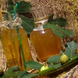 Healthy Fig Leaf Syrup