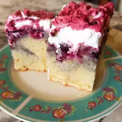 Raspberry Cake with Blueberries