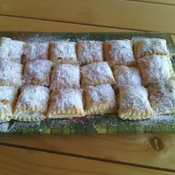Puff Pastry Rolls with flour