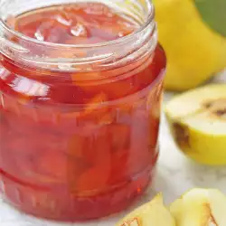 Quinces with Apples