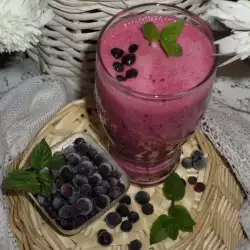 Blueberry and Cherry Smoothie
