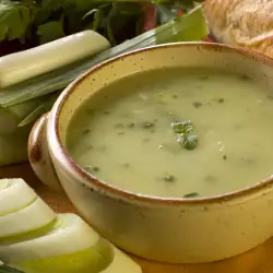 Vegetable Soup with thyme