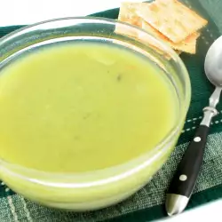 Cream Soup with Mint