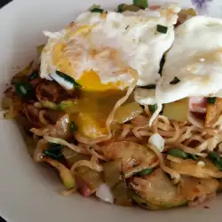 Fried Spaghetti with Egg