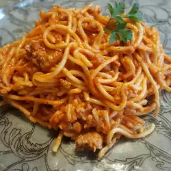 Spaghetti with Mince and Parsley