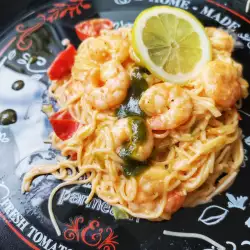 Pan-Fried Shrimp with Spaghetti