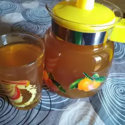 Iced Tea from Dried Herbs with Honey
