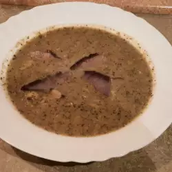 Soup with porcini