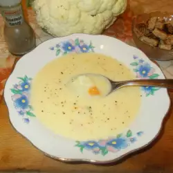 Cauliflower Soup with Milk