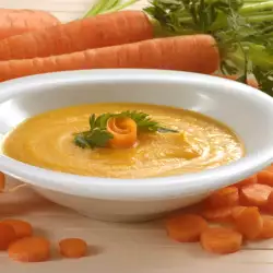 Creamy Carrot Soup with Chicken
