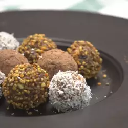 Vegan Chocolates with Hazelnuts