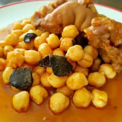 Pig Trotters with Chickpeas and Truffle