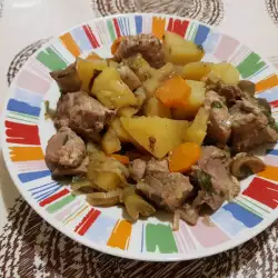 Meat Güveç with Peppers