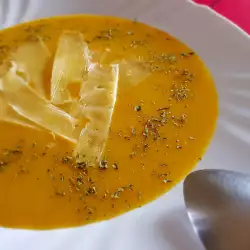Creamy Pumpkin Soup with Cheese