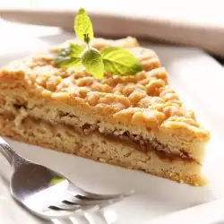 Flourless Dessert with Breadcrumbs