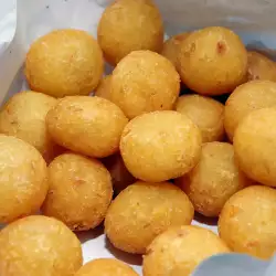 Binet Soufflé - Fried Balls