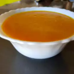 Creamy Pumpkin Soup with Olive Oil