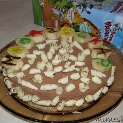 Gelatin Chocolate Cake with Bananas