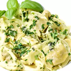 Tortellini with olives