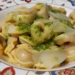 Tortellini with olive oil