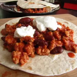 Spicy Tortillas with Minced Meat and Beans