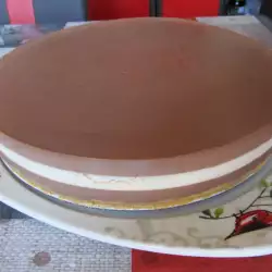 Sugar-Free Cake with Cream