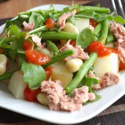 Tuna Salad with Cheese