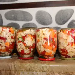 Pickled Cauliflower with Onions
