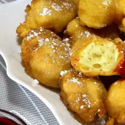 Fritters with vanilla