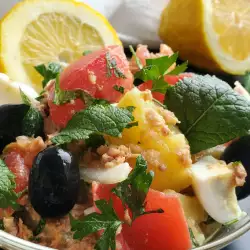 Tuna Salad with Lemons