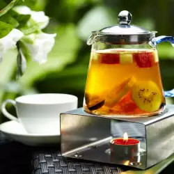 Tea with fruits