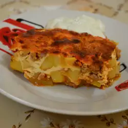 Moussaka with tomatoes