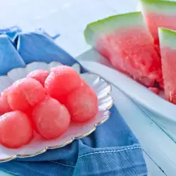 How to Make Easy Melon or Watermelon Ice Cream