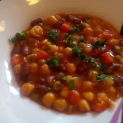 Vegan Beans with Onions