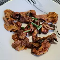 Stewed Parasol Mushrooms with Butter and Saffron