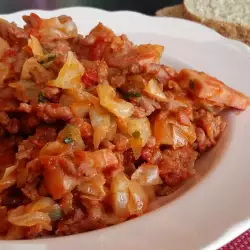 Ground Beef and Cabbage with Bacon