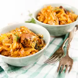 Oven-Baked Cabbage with Carrots