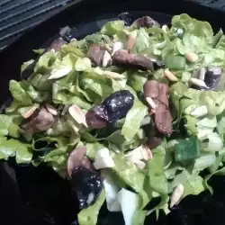 Green Salad with Mushrooms and Sunflower Seeds