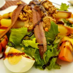 Tuna, Anchovies and Asparagus Salad