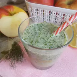 Green Smoothie with Spinach