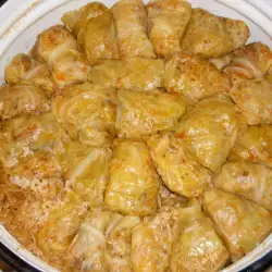 Stuffed Cabbage Rolls with Carrots