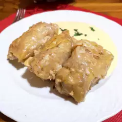 Stuffed Cabbage Rolls with Yoghurt